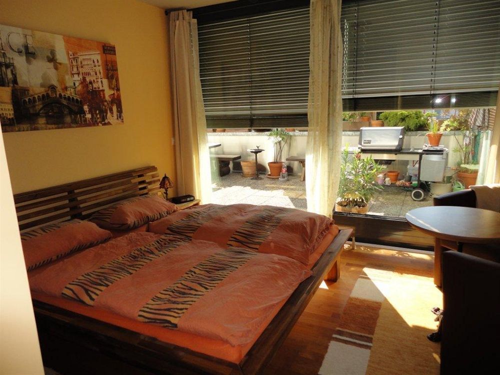 B & B Auf Dem Wolf, St. Jakob Basel Eksteriør billede