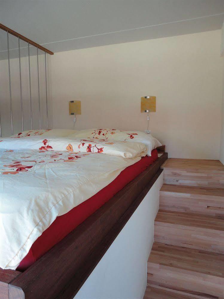 B & B Auf Dem Wolf, St. Jakob Basel Eksteriør billede
